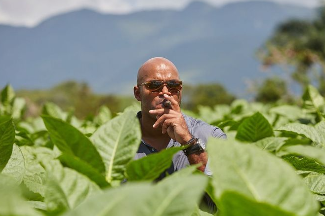 Dean Parson_Epic Cigars_Tobacco Field